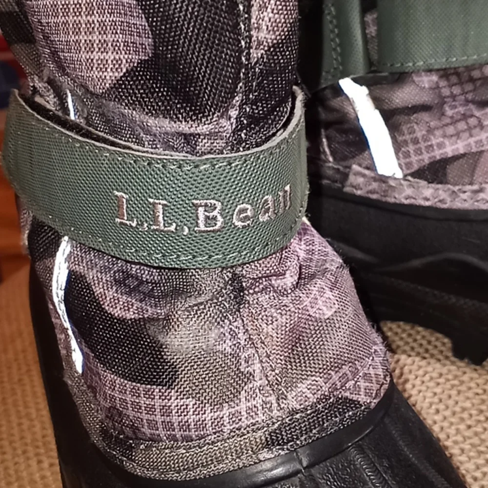L.L. Bean Camo Winter Snow Boots Size 2